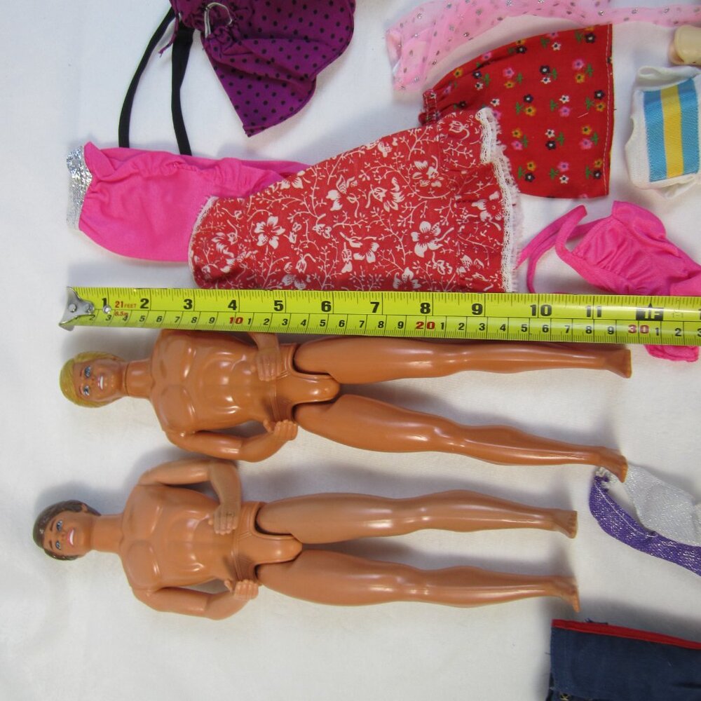 Vintage Mixed Barbie / Ken Clothes & Accessories Lot - Picture 10 of 11